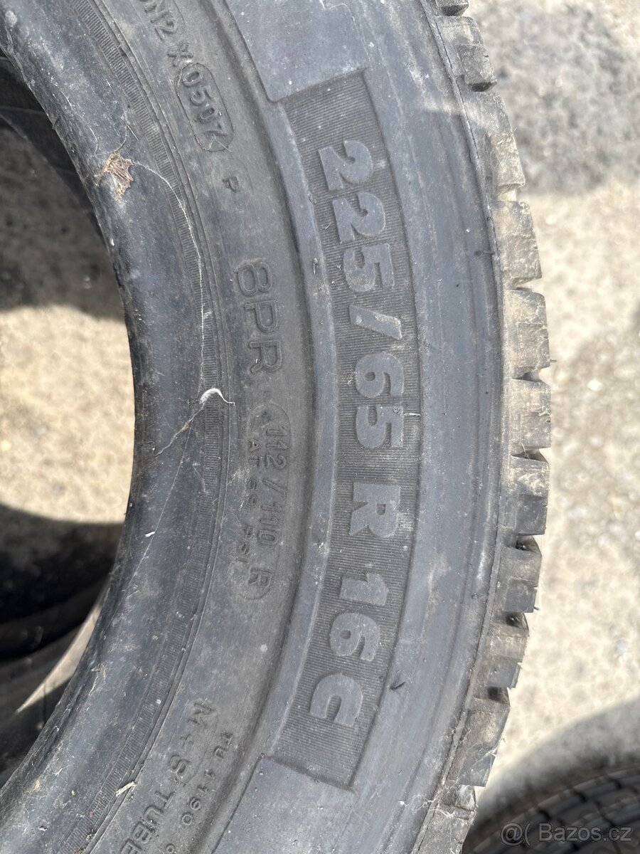 2 ks 225/65R16 C Michelin Agilis 81 - 2