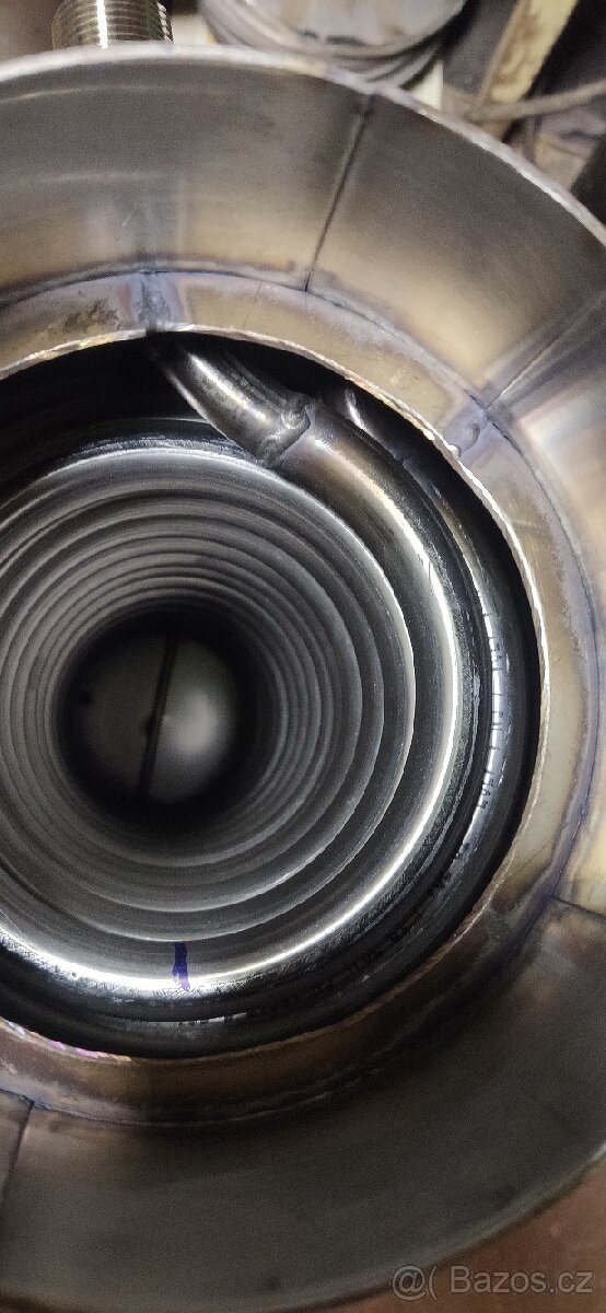 Teplovodní nerez výměník 150, 180,200 dvouokruhový - 2