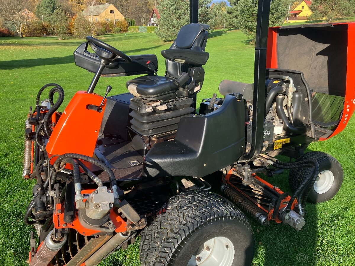 Jacobsen LF570 - 2