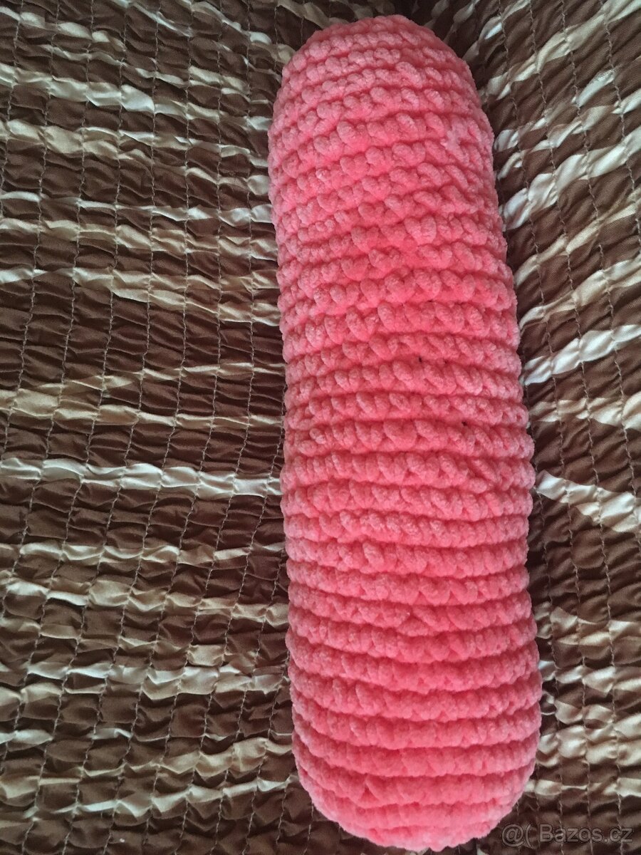 Ručně háčkované motivy (3D) - 2