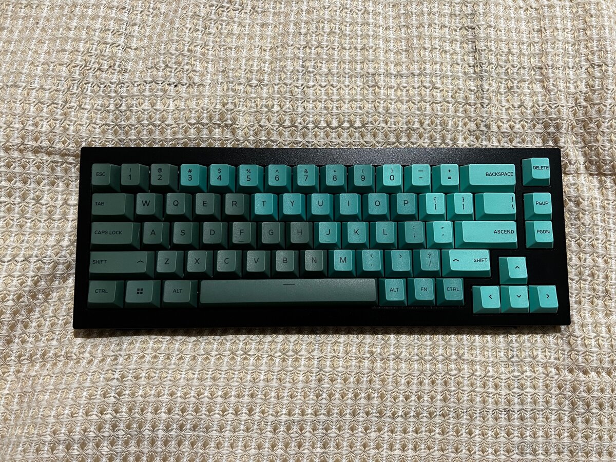 Custom klávesnice Keychron Q2 – modnutá - 2