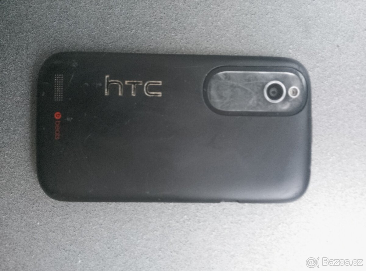 HTC Desire X - 2