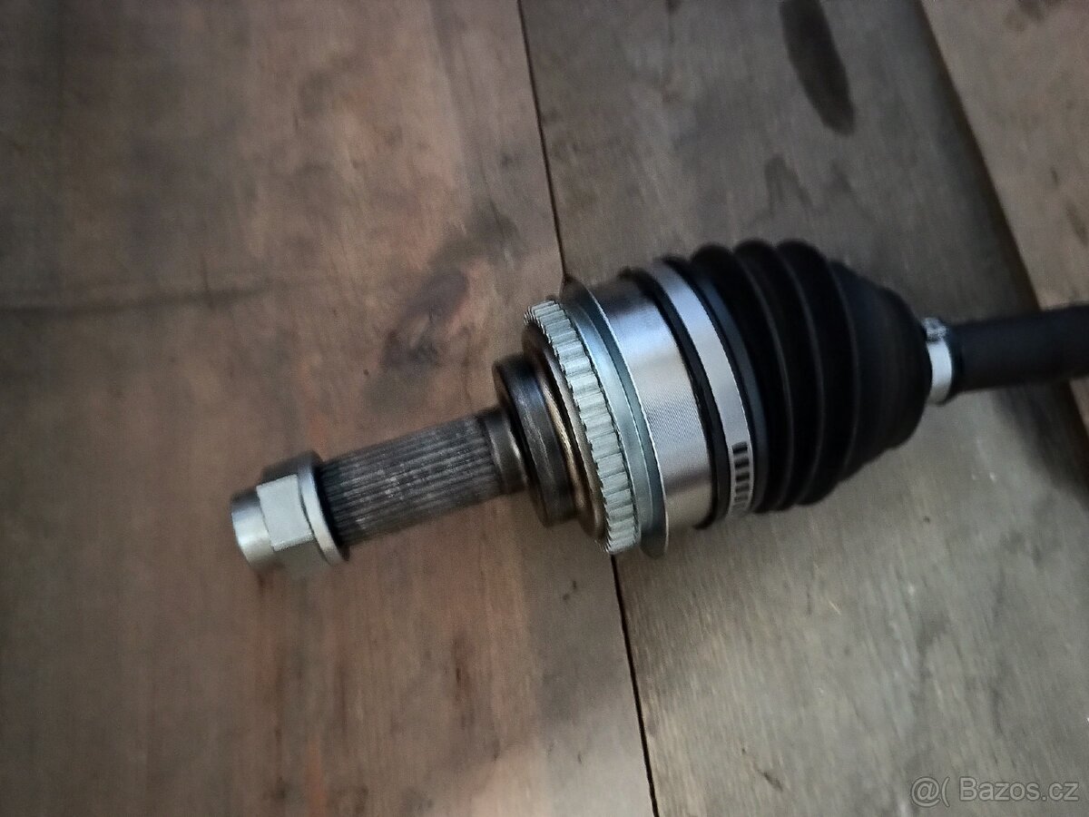 Poloosa a kardan Subaru Outback H6 - 2