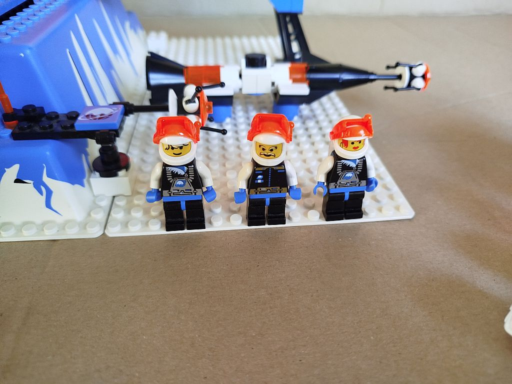 Lego 6983 Ice Station Odyssey - 2