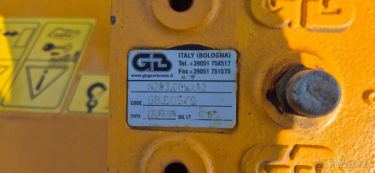 Mulčovač stranový ( příkopový) FERRI - 2