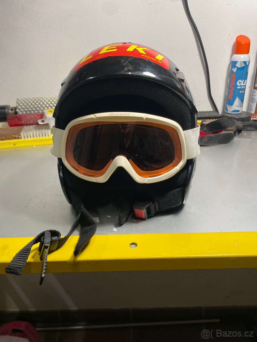 Detska lyzarska prilba s brylemi - 2