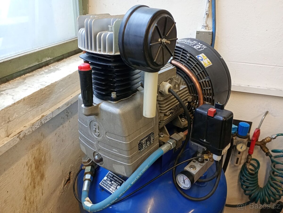 Prodám kompresor Orlík SKS17/250 - 2