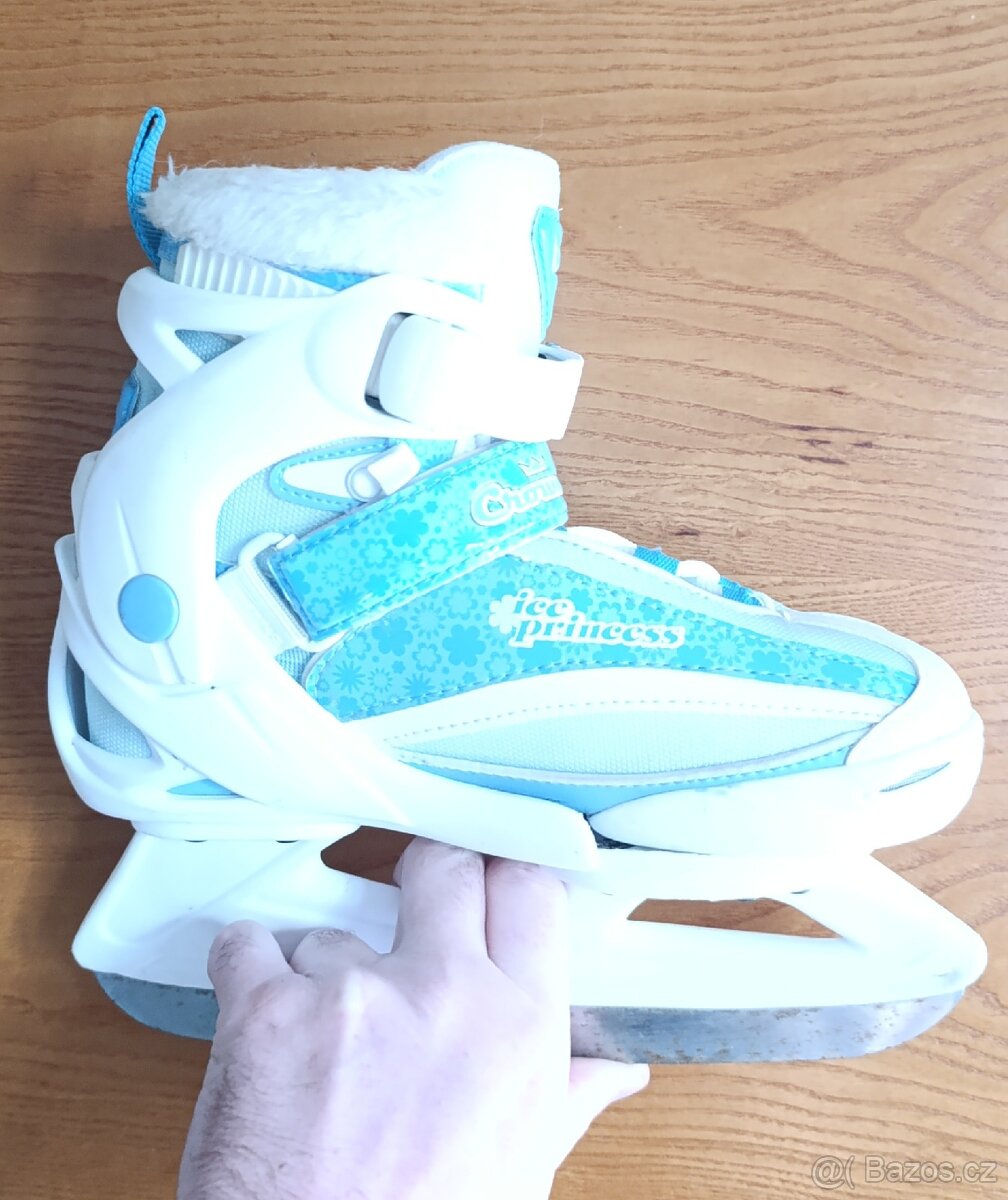 Dívčí lední brusle - 2