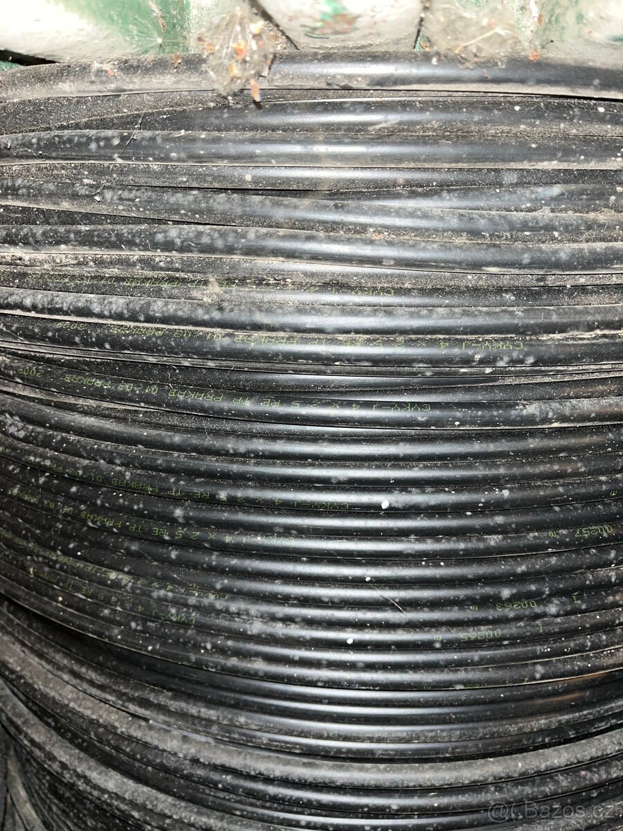 Kabel CYKY-J 4x2,5 cca 300m - 2