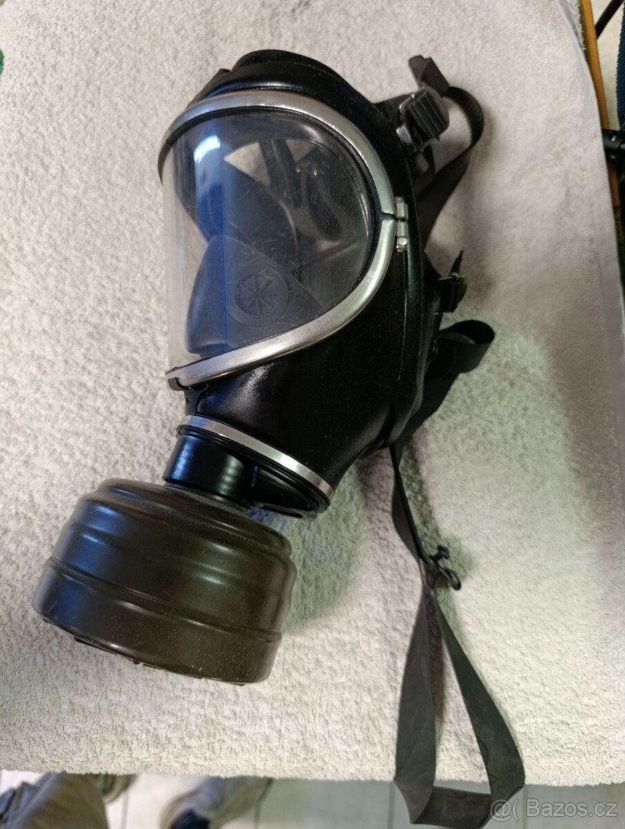 Plynová maska - 2