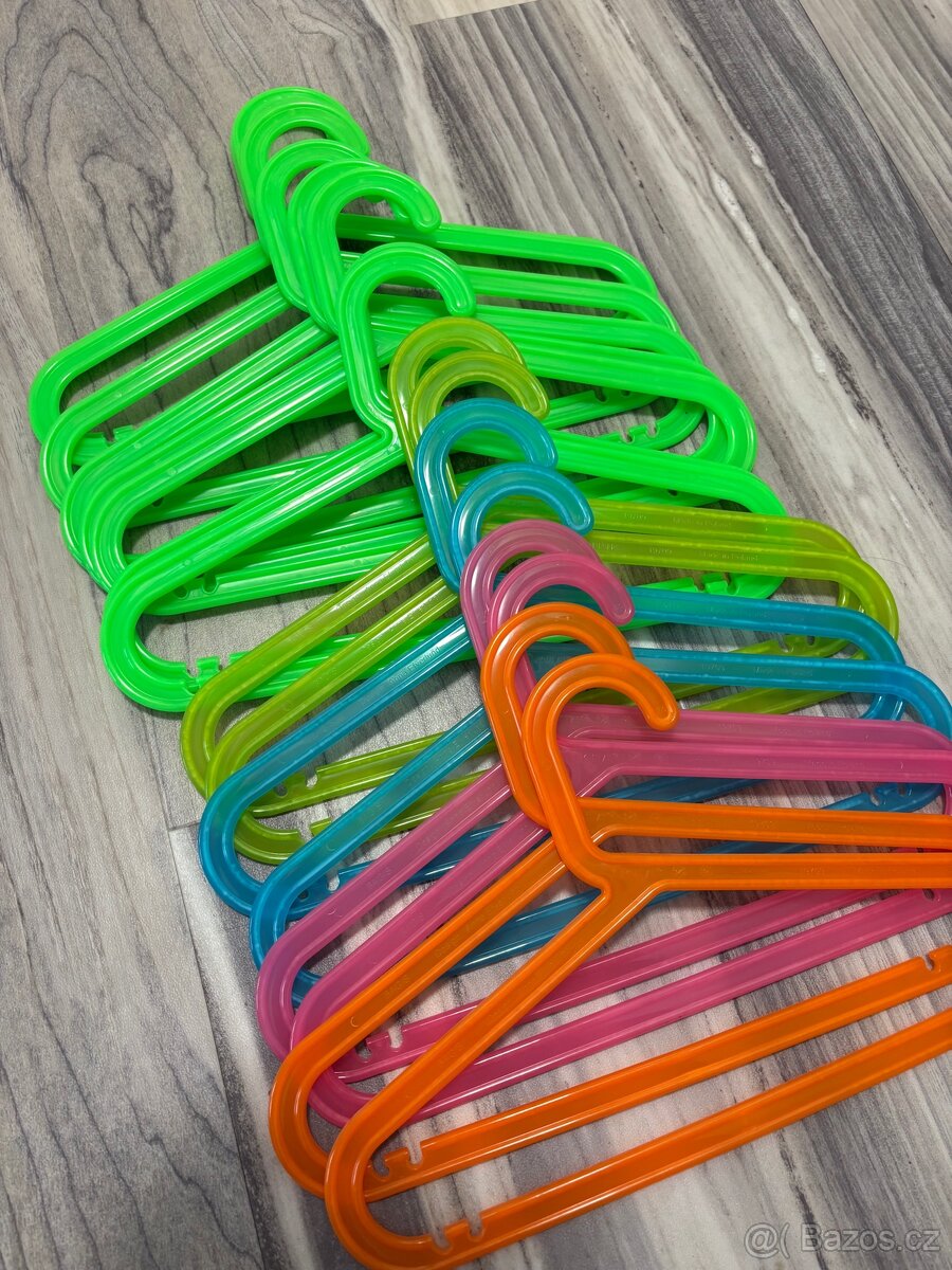 Dětské šatní věšáky - 2