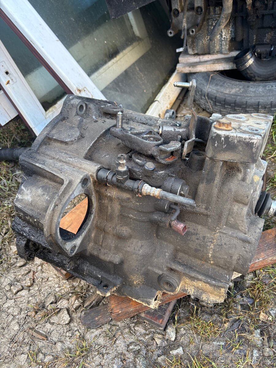 Převodovka HDV 6kval manual, 2.0TDi, koncern - 2