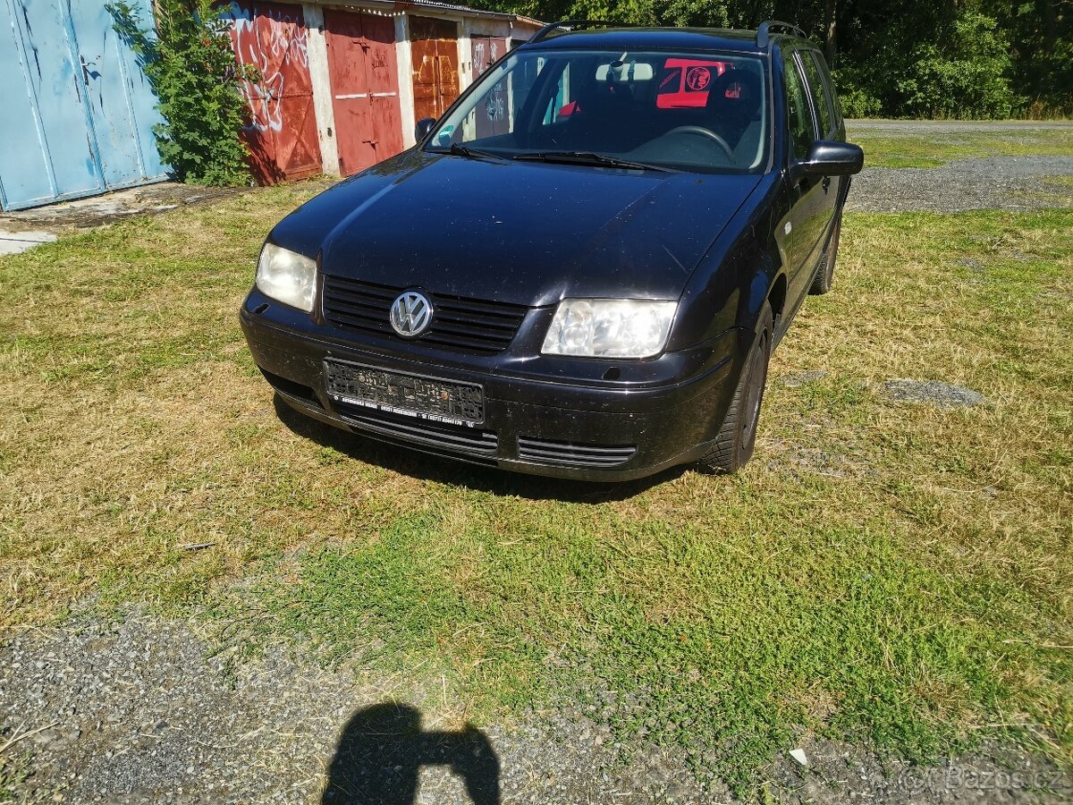 VW Bora Combi 2.0 85 kW – náhradní díly - 2
