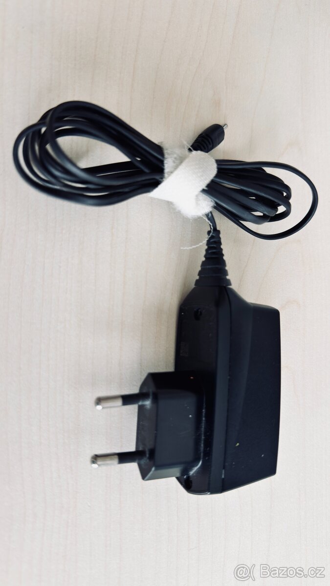 Nokia 2x nabíječka - tenká , AC-8E - 2