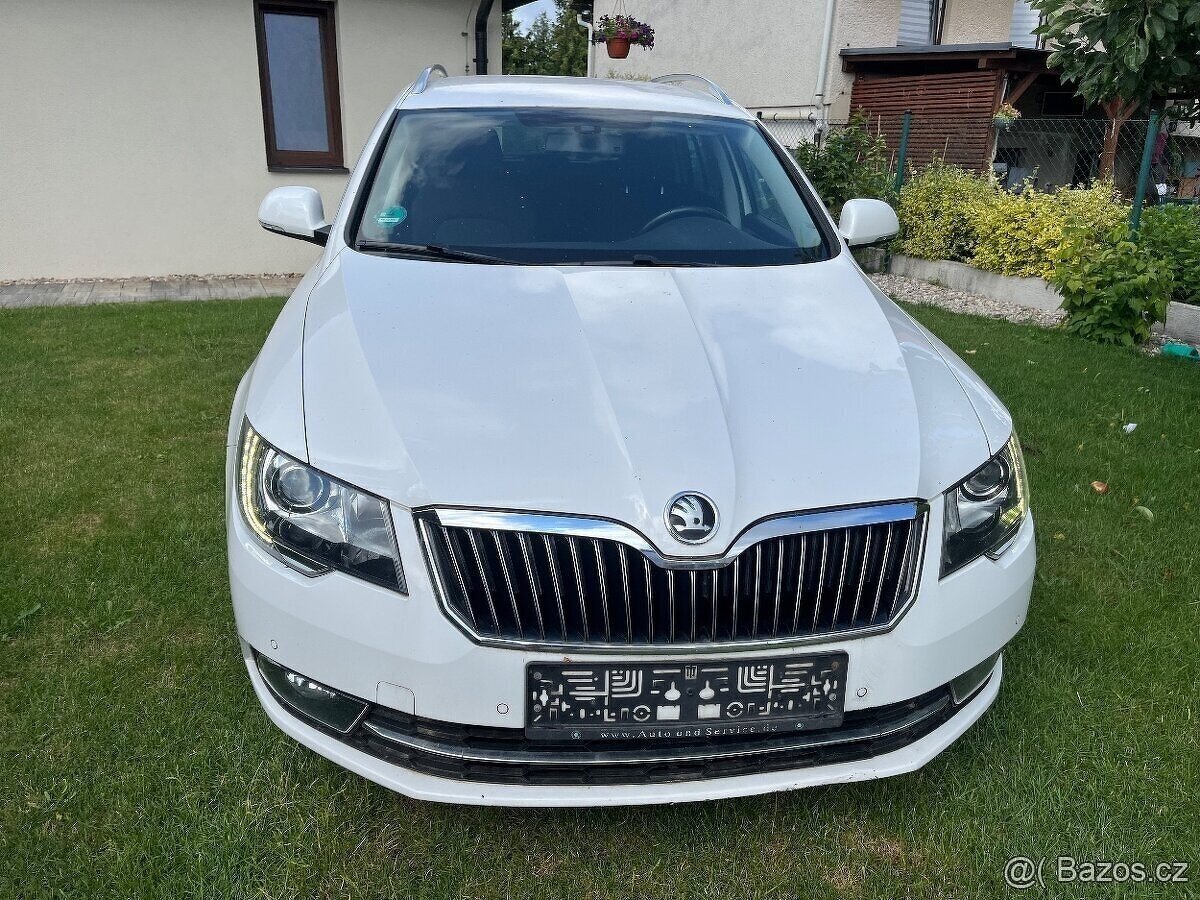Škoda Superb 2 facelift 2014 125kW DSG Elegance - 2