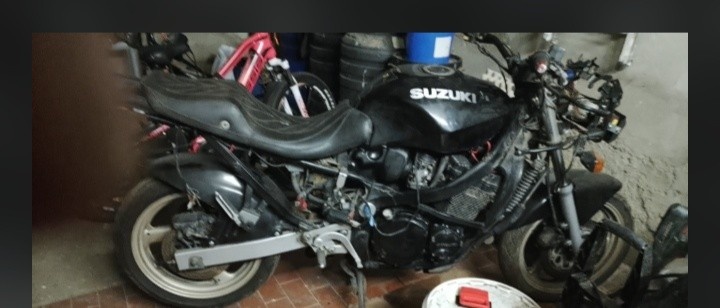 Suzuki 750 inasumu - 2