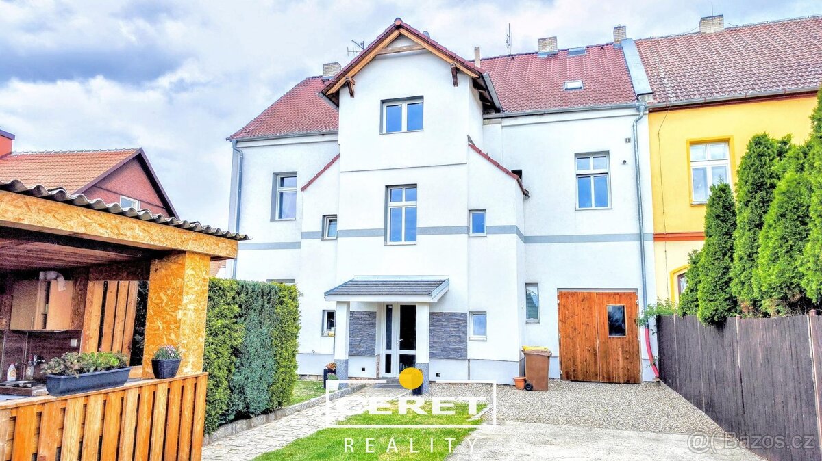 Prodej domu se zahradou s více byty v Žatci - 2