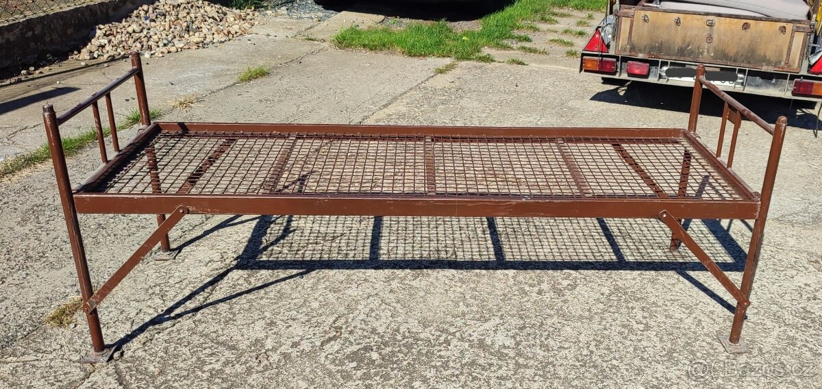 Vojenská postel - 2