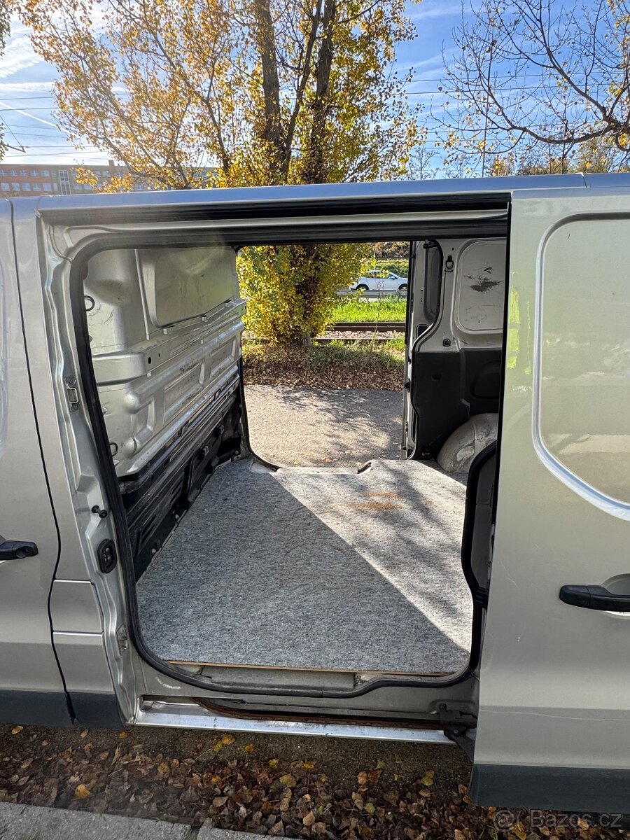 Renault Trafic 1.6 - 2