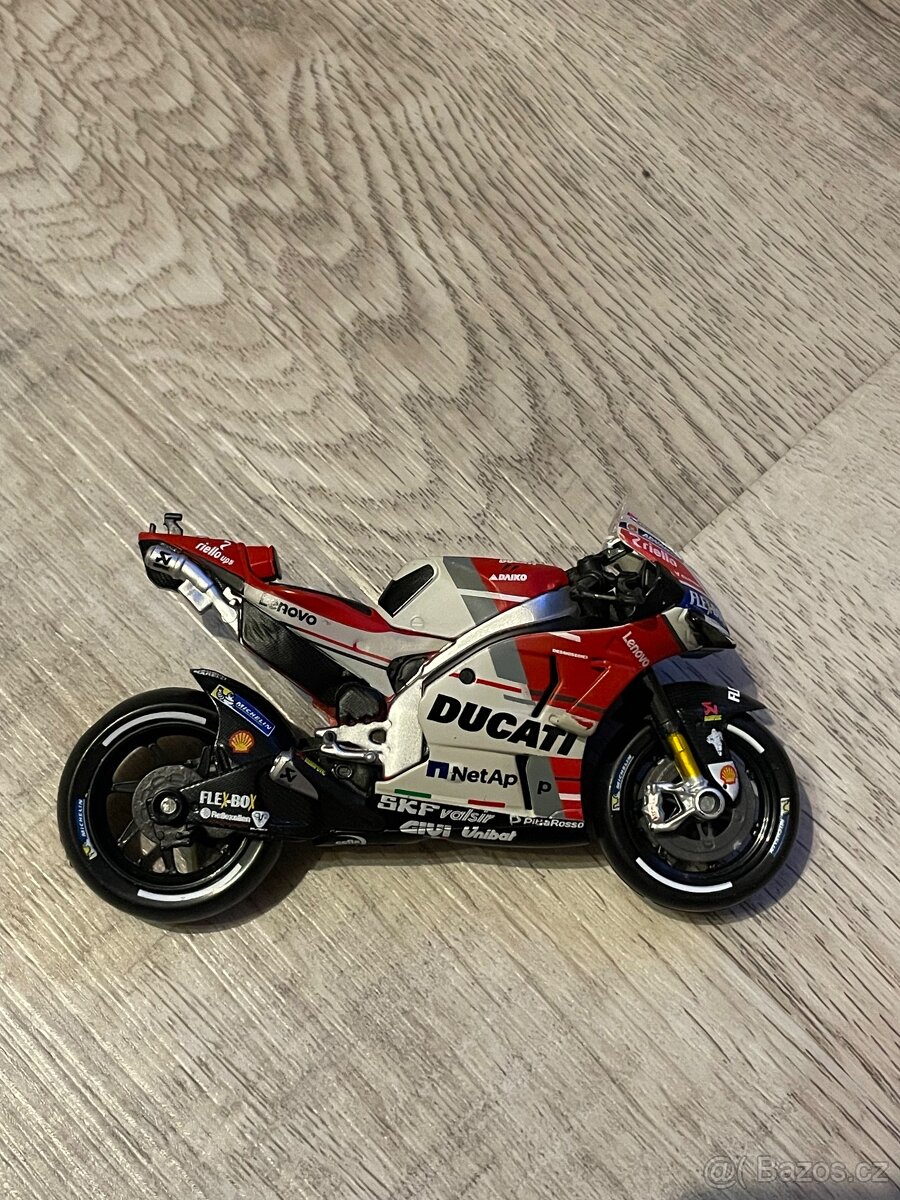 Motorka Ducati Desmosedici GP 18 - Bburago Shell & Ducati - 2