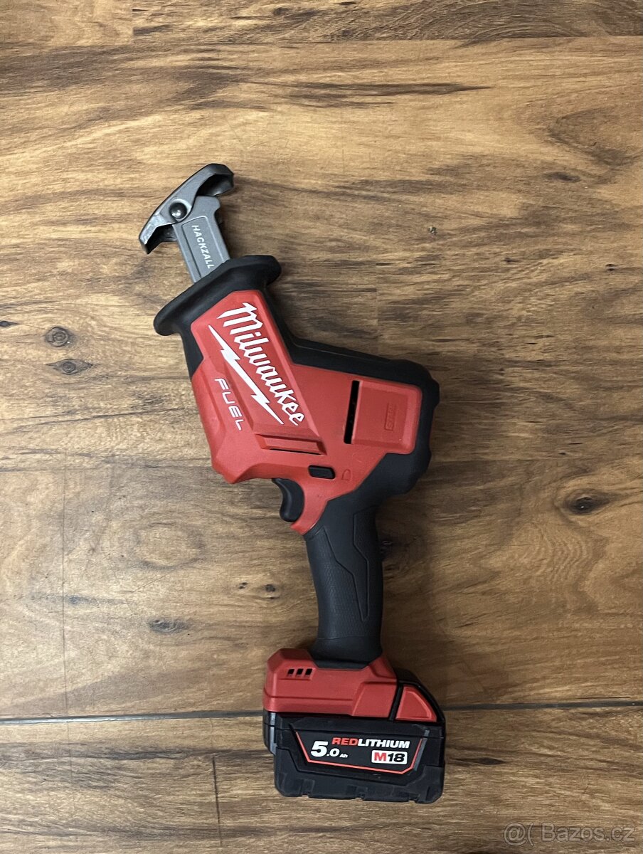 Milwaukee M18 FUEL Hackzall + kufr + baterie - 2