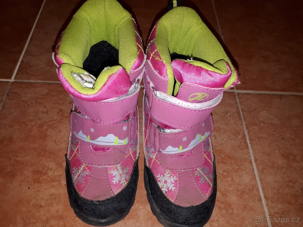 Zimní boty zn. Junior League - vel. 26,vnitřní stélka 17,2cm - 2