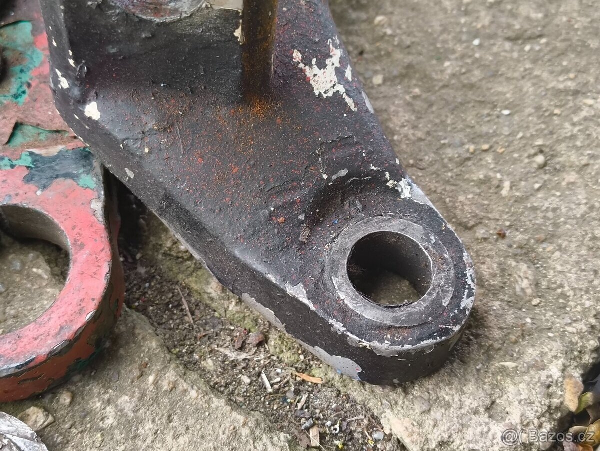 Brýle svorník tlumiče ČZ 125 175 250 350 477 476 471 481 482 - 2