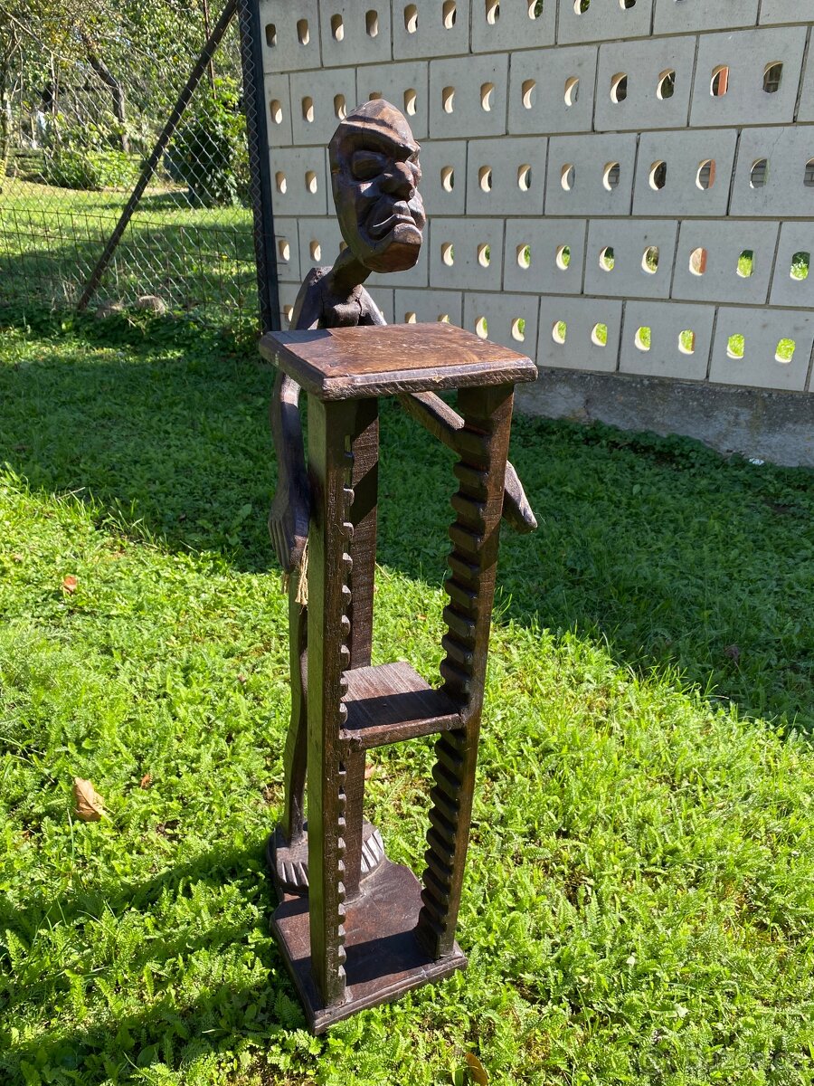 Dřevěný stojan na CD - 2