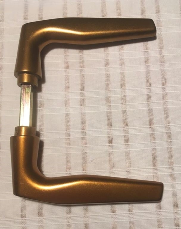 Dveřní klika mosaz(k dispozici 2ks a 1 dveř.zámek) - 2