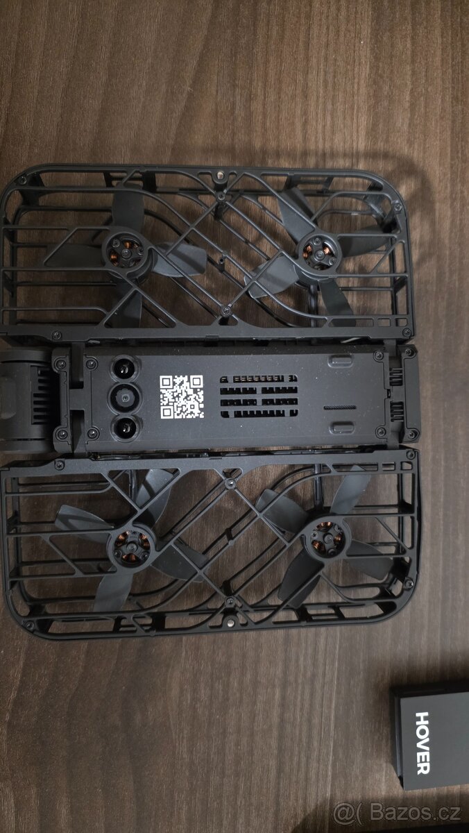 Dron HOVERAir X1 Combo (černý) - 2