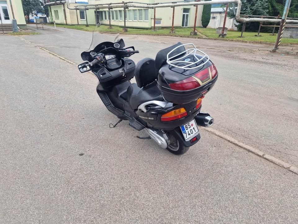 Suzuki burgman 650 EXECUTIVE, R.V 2005, STK PLATNA , MOZNO U - 2