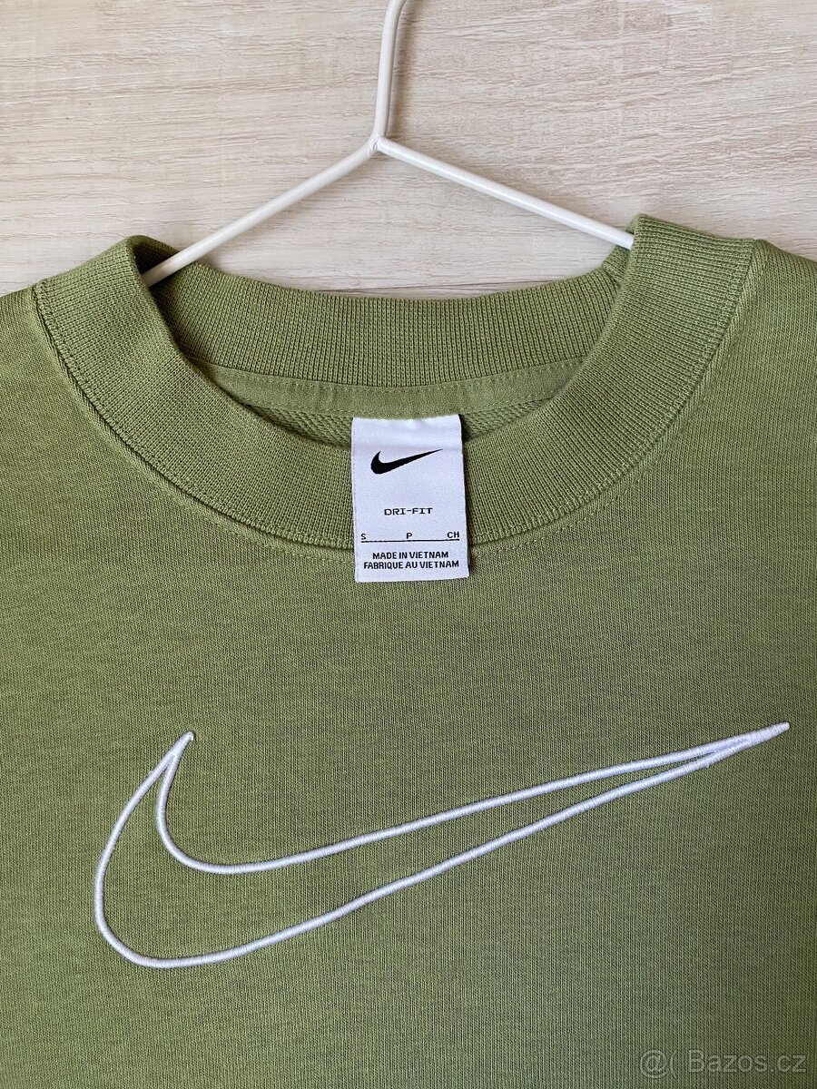 Mikina NIKE vel. S jako nová - 2