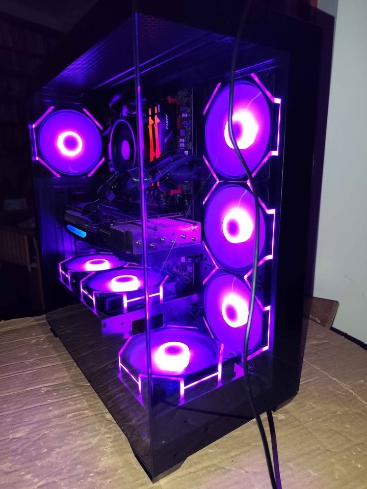 Herní PC: AMD RX 6800 16GB, Ryzen 3600, 32GB RAM, SSD 512GB, - 2