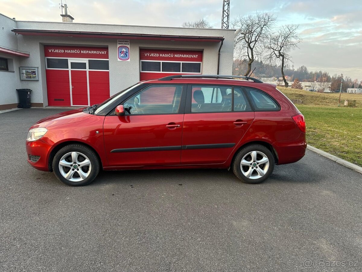 Škoda Fabia Combi 1.2TSi 77kW Ambiente 5/2012 - 2