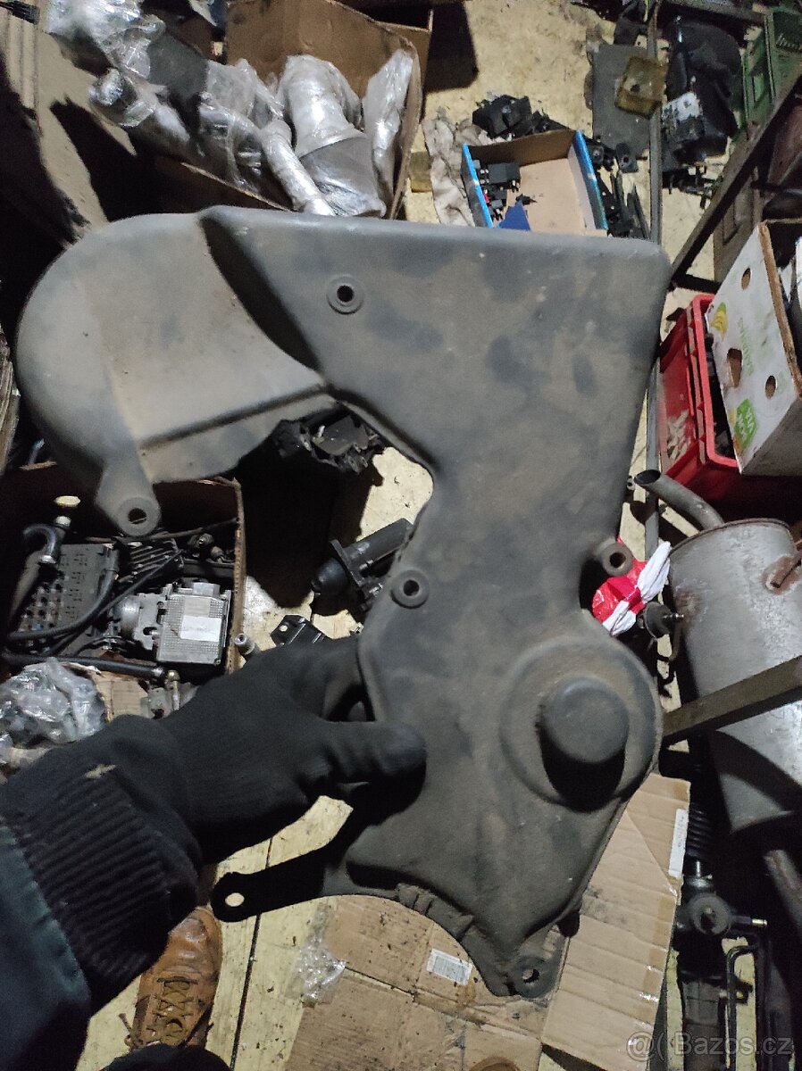 Lancia thema kryty rozvodů - 2