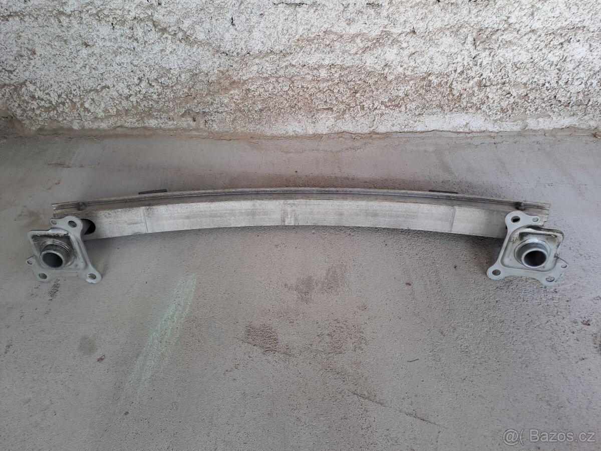 Prodám náhradní díly na Audi A3 r.v. 1998 - 2