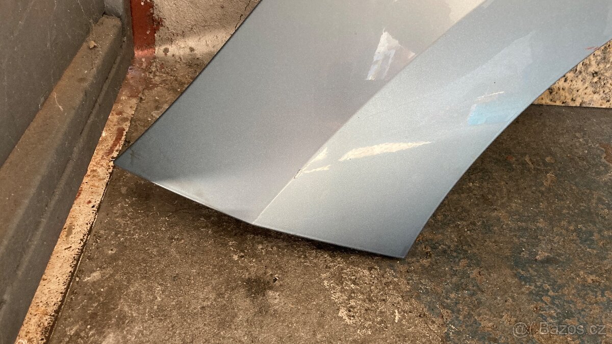 Peugeot 308 rv.2012- levý přední blatník - 2