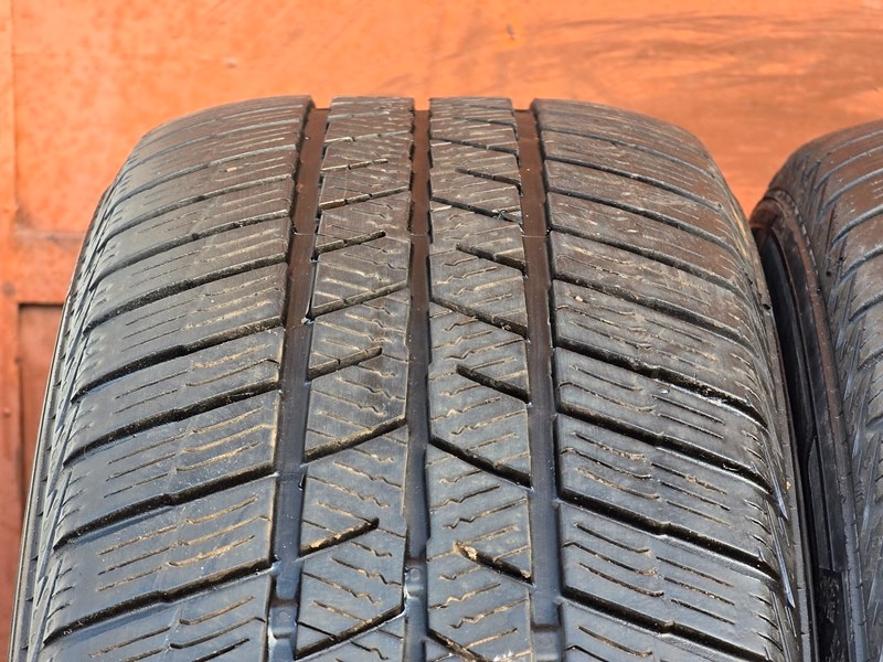 Zimní Barum 205/55/16 - 2