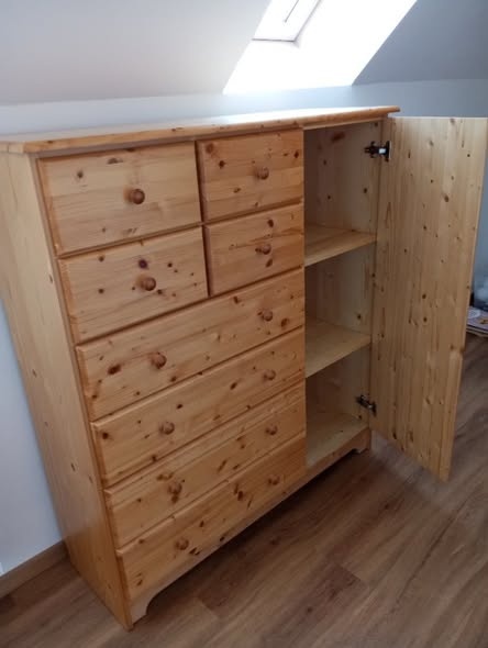 Komoda + 4 další obdobné do série - 2