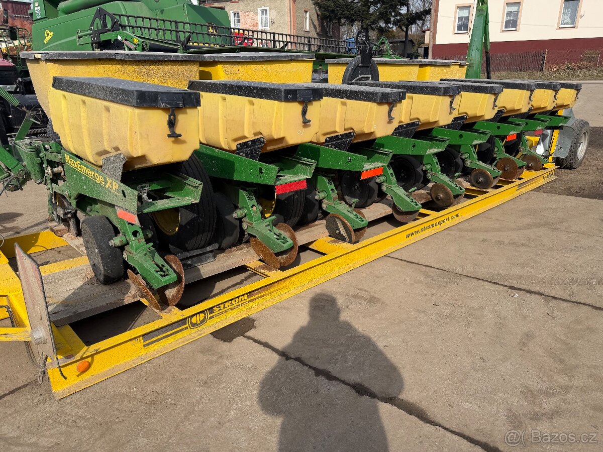 Sieci strój kukuryce John Deere + podvozek - 2