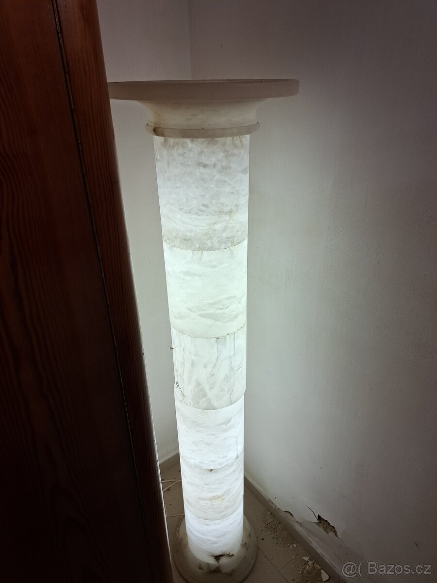 Mramorová stojací lampa - 2