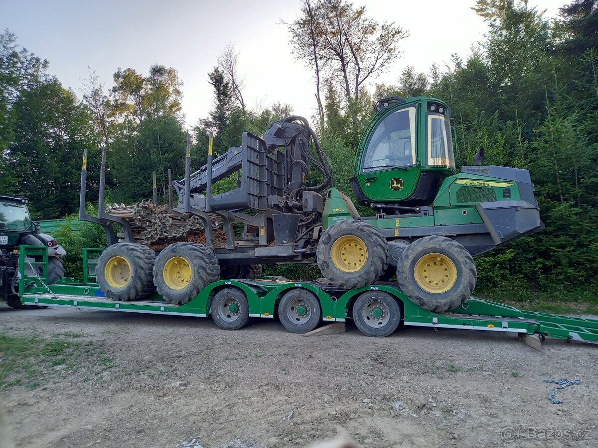 Vyvážecí souprava JOHN DEERE 1010G - 2