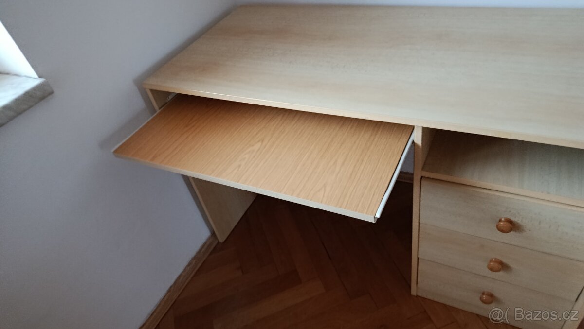 Psací stůl - 2