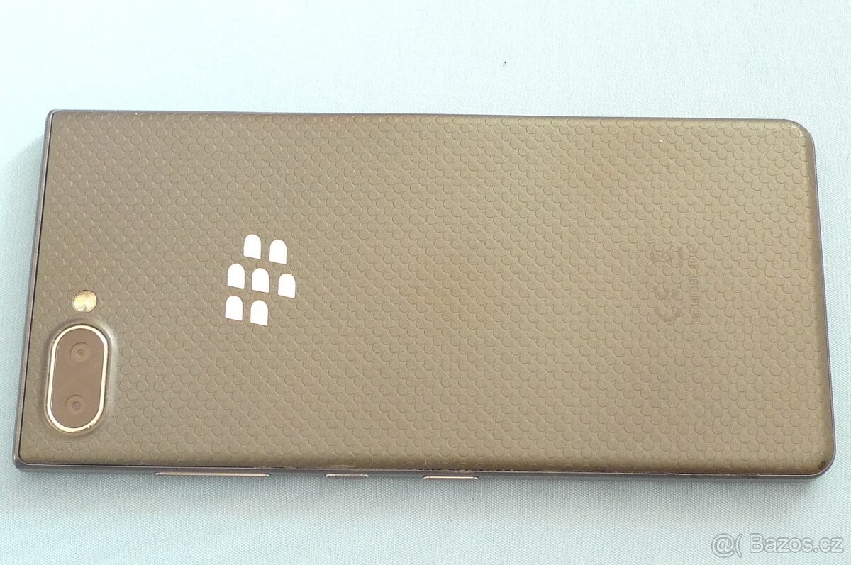 Blackberry Key2 LE - 2