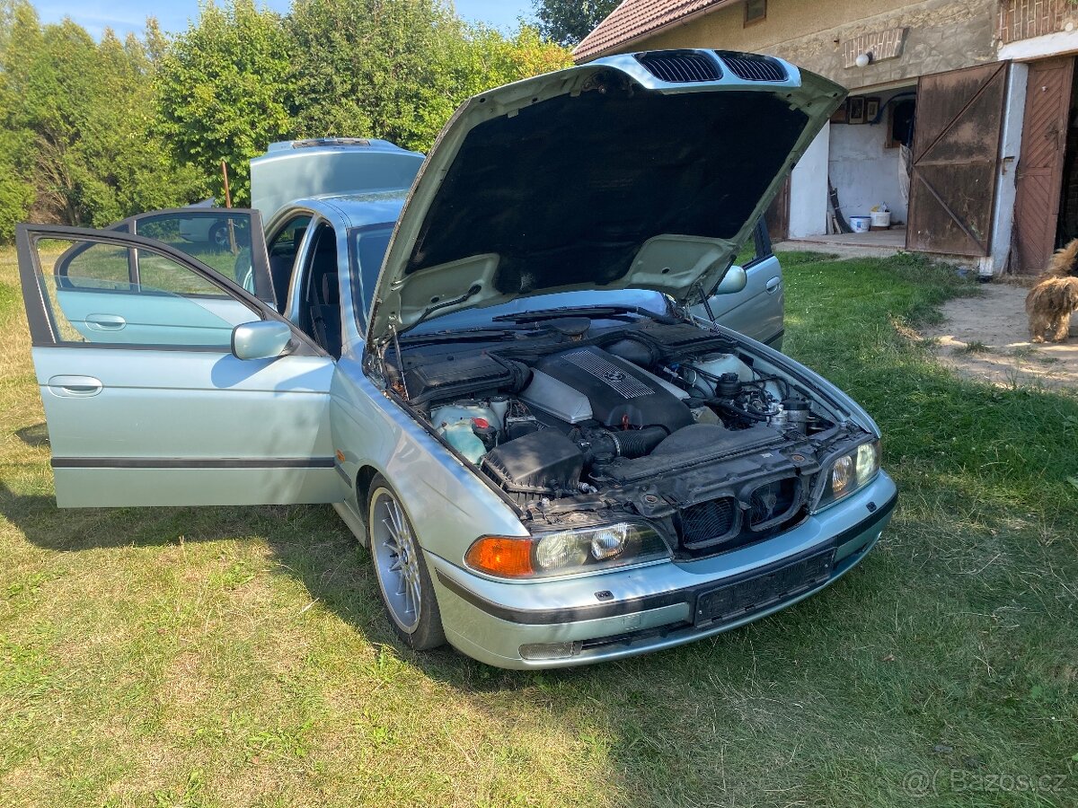 BMW 535i automat rv.2000 180kw - 2