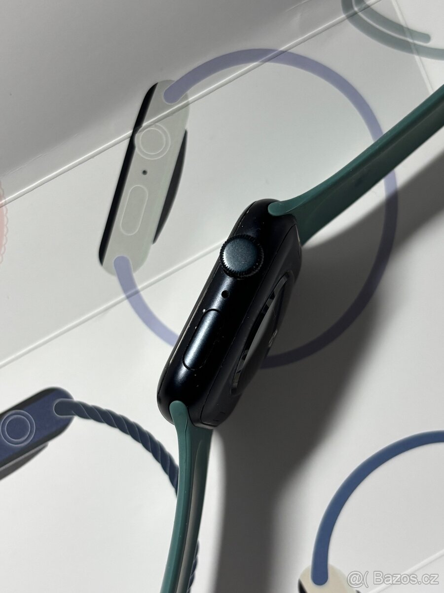 Apple Watch SE (2. gen.) 44 mm - 2