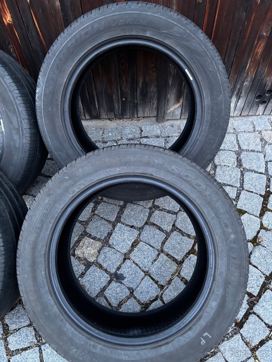 Pirelli R18 - 2