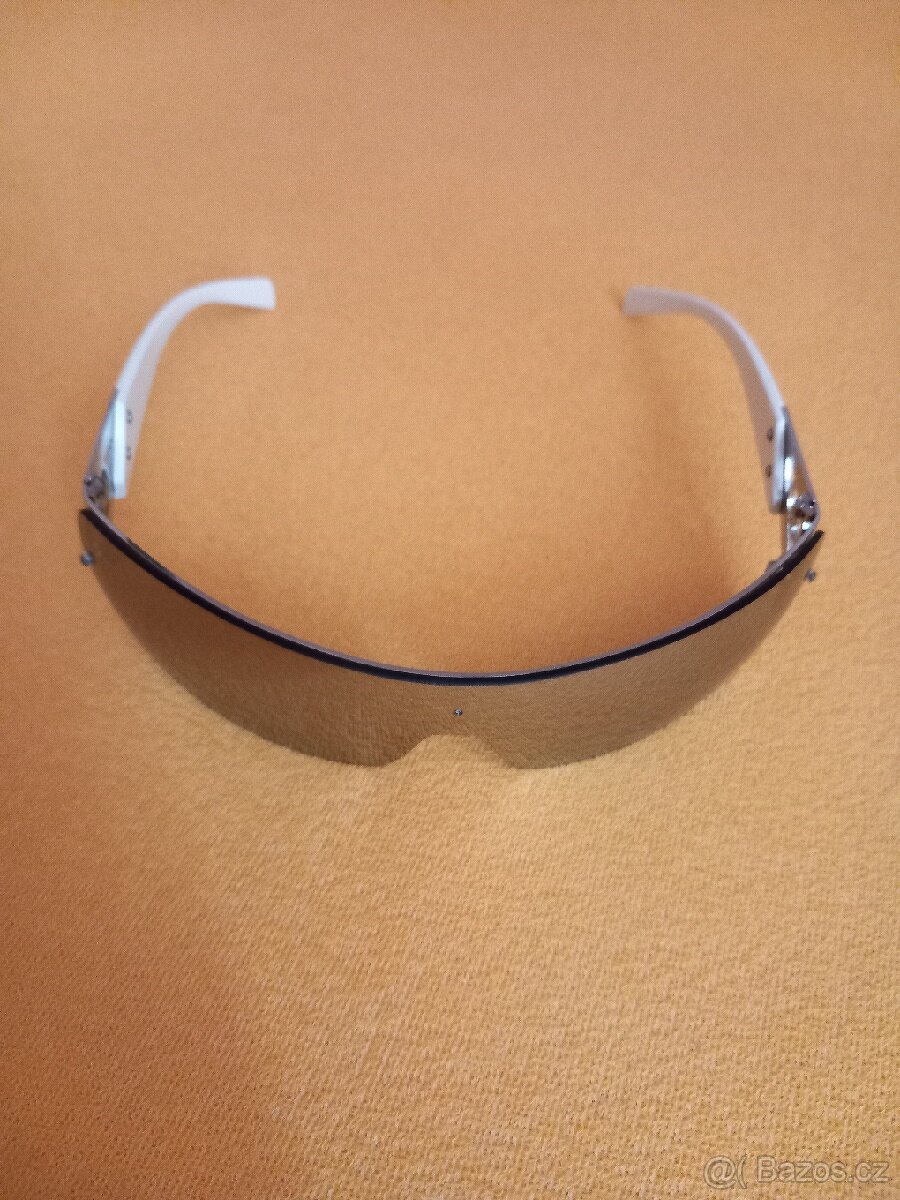 Sluneční brýle. - 2