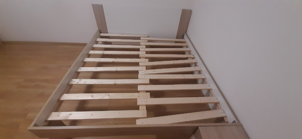 Manželská postel + noční stolek 2x - 2