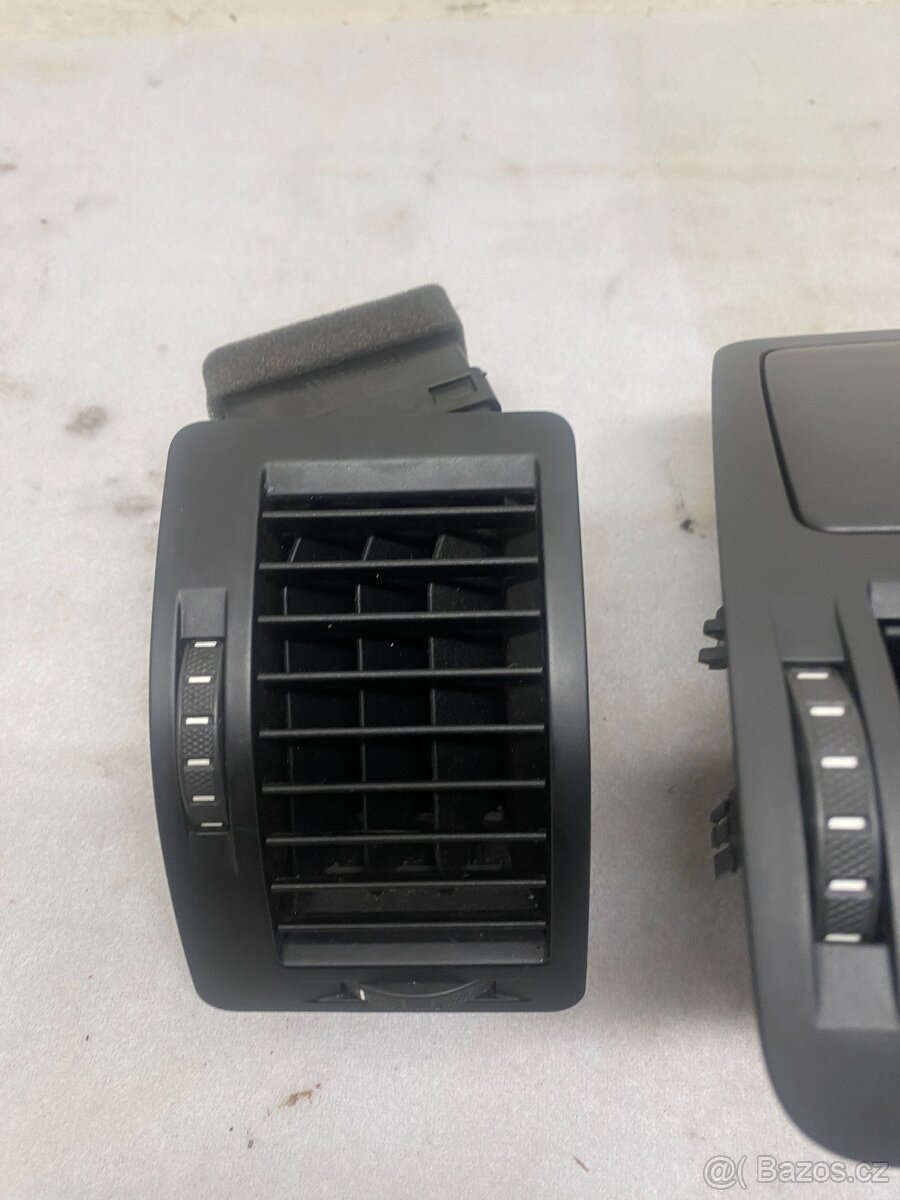 ŠKODA OCTAVIA 2 2004-2013 - VÝDECHY TOPENÍ - 2